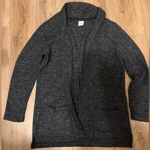 Zara Men’s Cozy Black Open-Front Sweater